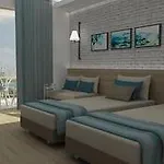 Hotel Smart Voxx 4*