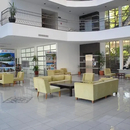 酒店 Smart Voxx 马尔马里斯