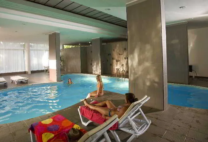 ホテル Smart Voxx マルマリス