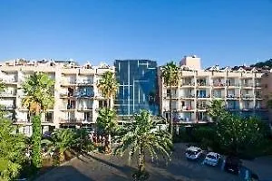 Smart Voxx Отель